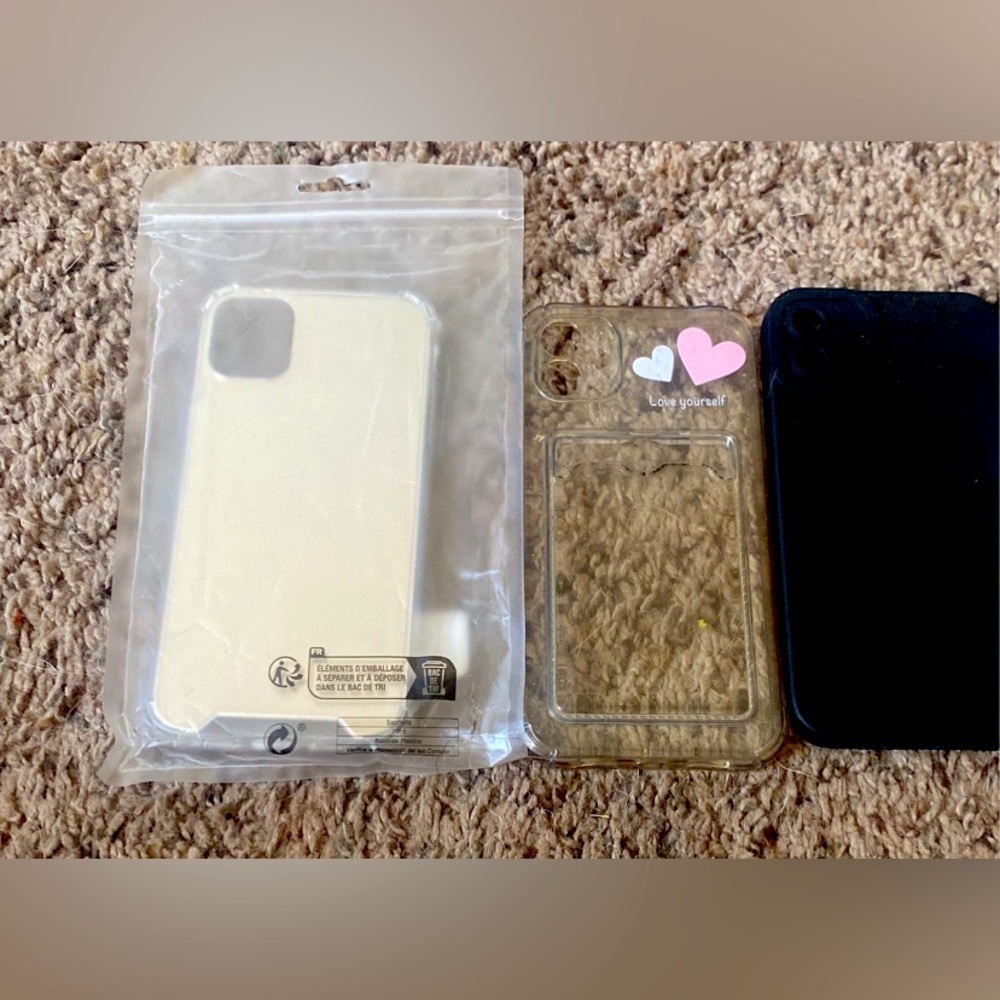 Selling phone cases iPhone 11